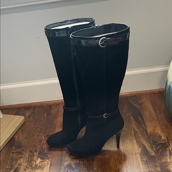 Nine West Black Heeled Boots with Buckle Detail - Picture 2 of 5